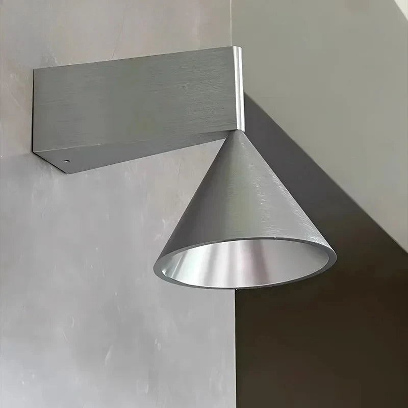 Nordic Lamp Designer Modern Creative Aluminum Wall Lamp Bedroom Bedside